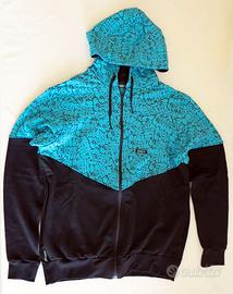 Felpa con cappuccio e zip.