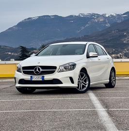 Mercedes-benz A 180 Premium SOLO 84.000km
