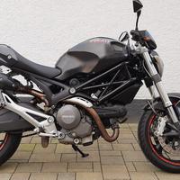 Ducati Monster 696 - 2009
