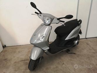 Piaggio Fly 150 usata in vendita