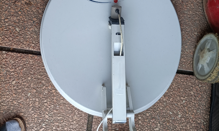 Antenna satellitare sma 65 automatica