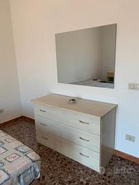 Stanza a studentessa