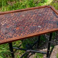 Tavolino in stile orientale