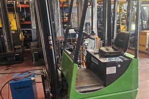 Carrello elevatore elettrico 800kg