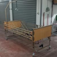 Letto elettrico degenza