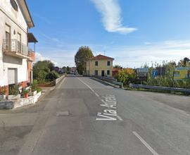 Monolocale ARREDATO libero subito zona Sarzana