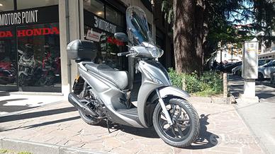 Kymco People 125i