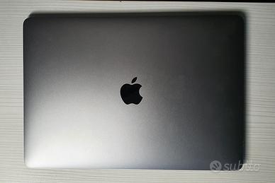 Macbook Pro  2017 13" 250 GB