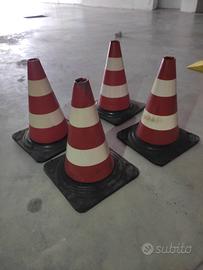 Cono stradale in gomma pesante