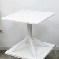 Tavolo Lipari polipropilene interno esterno bar 