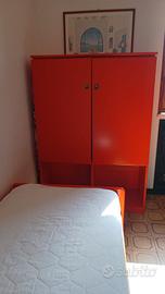 Anni '70 vintage ARMADIO + 2 LETTI SINGOLI e doghe