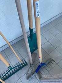 2 Rastrelli e 1 pala e 1 piccone