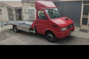  Iveco 49.12 con patente C