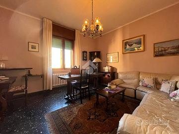 4 LOCALI A CAMPI BISENZIO