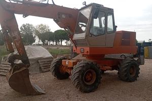 Escavatore gommato fai 900 gtv