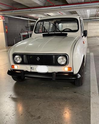 RENAULT 4 (1989) Targa Originale MI per amatori