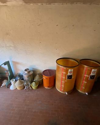 Attrezzatura per fare il vino