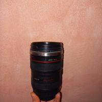 Tazza termica a forma di obbiettivo