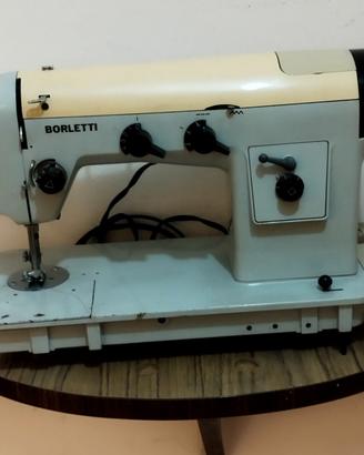 Macchina da cucire vintage
