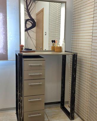Postazione specchiera console makeup trucco