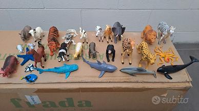 Lotto 35 statuine animali plastica giocattolo