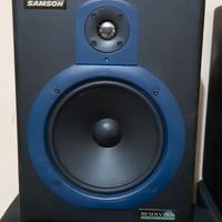 Cassa attiva amplificata audio studio monitor dj