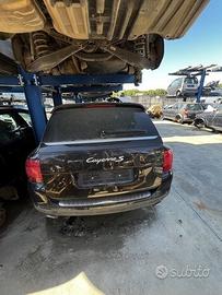 Ricambi portellone porshe cayenne s
