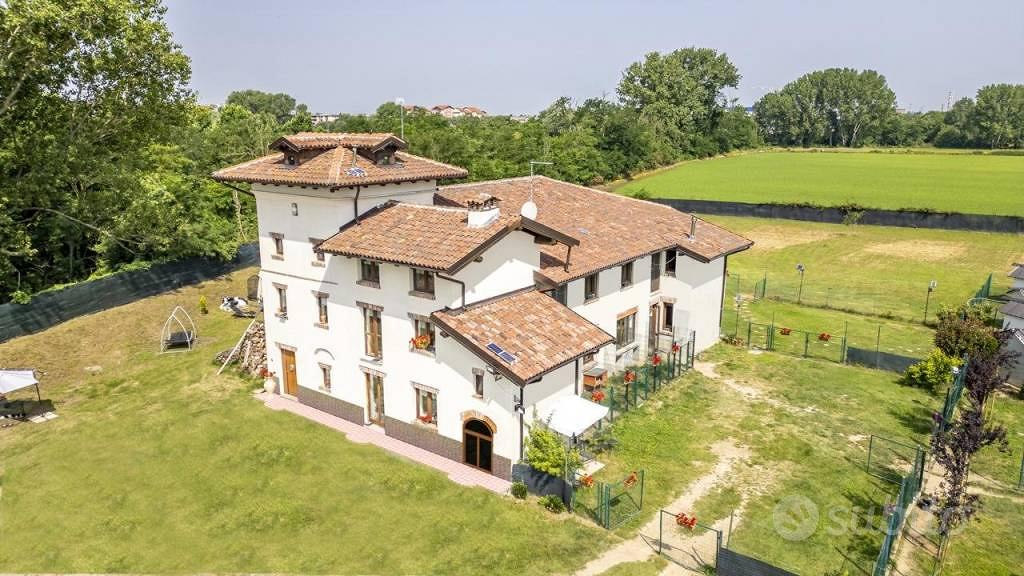Rustico / Casale di 1240 m² con 4 locali a Novara - Vista 5