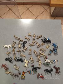 Blocco soldatini in plastica vintage western vari