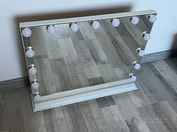 Specchio Make-Up con Luci Dimmerabili