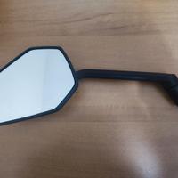 Pezzi ktm duke 125 2024/2025 leggi descrizione