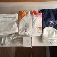 Tuta divisa Tedoforo olimpiadi Cortina 2026