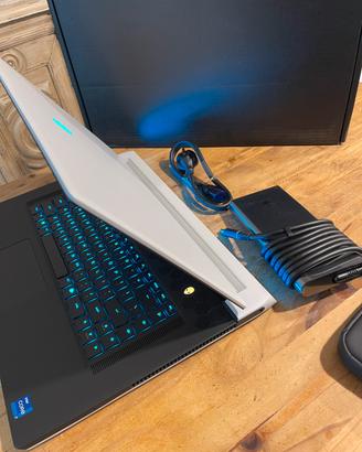 Alienware X17 R2 17'' 4k 2022 (gaming)