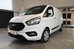 Ford transit custom passo lungo