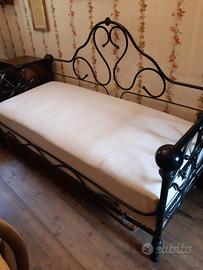 divano letto d'epoca  primo 900 in ferro curvato