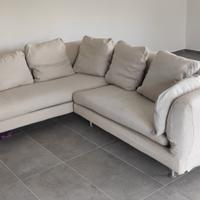 Divano 4+ posti con chaise longue