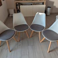 Set quattro sedie moderne bianche