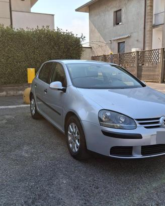 Golf V 2004 1.9 tdi comfortline grigia