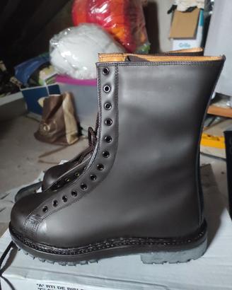 anfibi militari nuovi nr.41