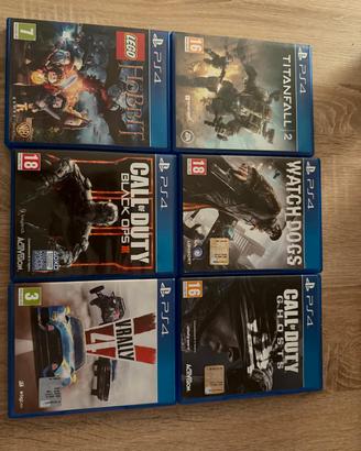 Bundle giochi ps4 (guarda la descrizione )