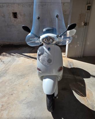  VESPA PIAGGIO ET4 150