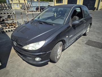 Peugeot 206 3 Porte Demolita - Per Ricambi