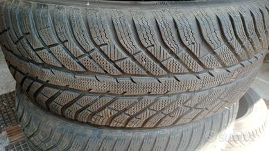 Nr.4 pneumatici Cooper 225/55R18 invernali