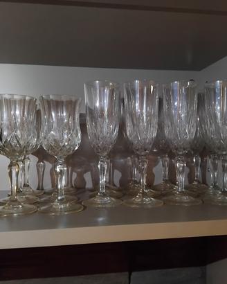 6 bicchieri da acqua + 12 bicchieri da vino