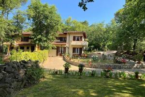 Villa di 180 m² con 4 locali e box auto a Castigli