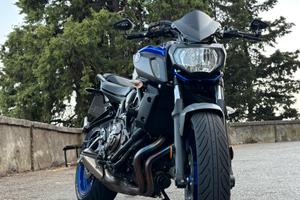 YAMAHA MT07 2019