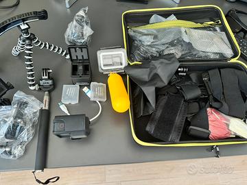 gopro con accessori