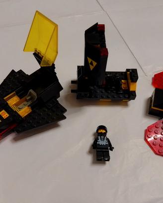 Lego 6894 Blacktron Invader