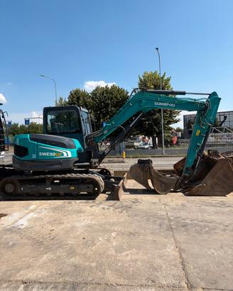 Escavatore Sunward SWE90UF