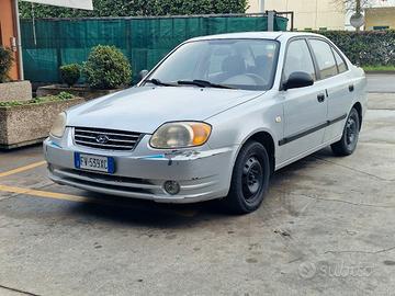 Hyundai accent 1.3 bezina 